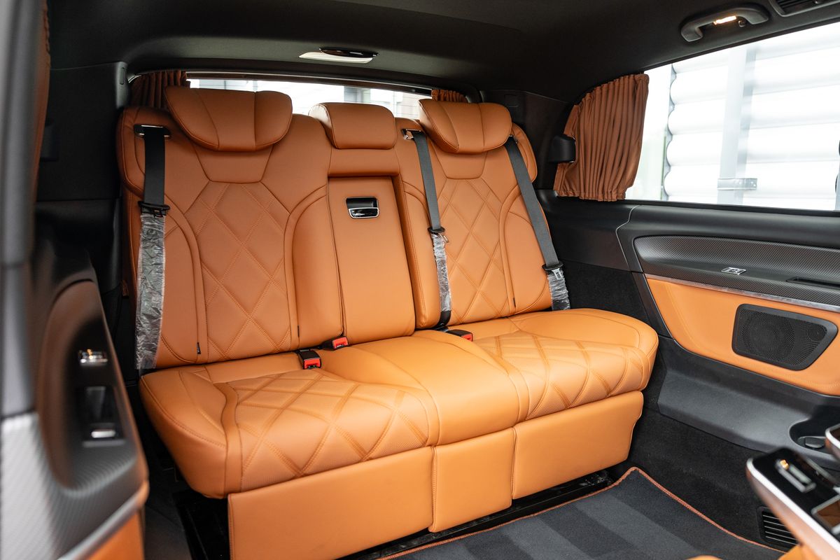 2023 Mercedes-Benz V Class V220d AMG Line