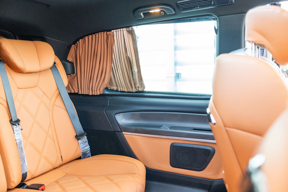 2023 Mercedes-Benz V Class V220d AMG Line