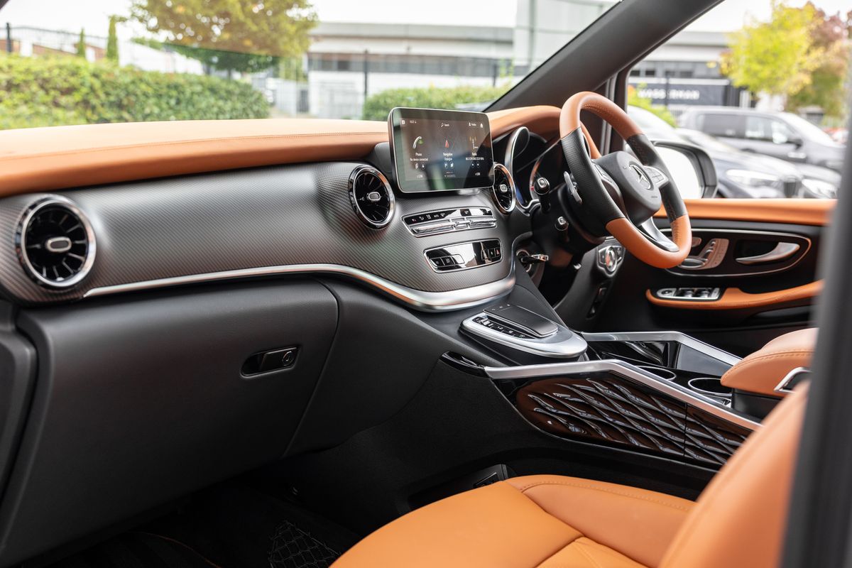 2023 Mercedes-Benz V Class V220d AMG Line