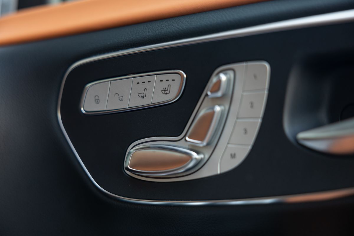 2023 Mercedes-Benz V Class V220d AMG Line