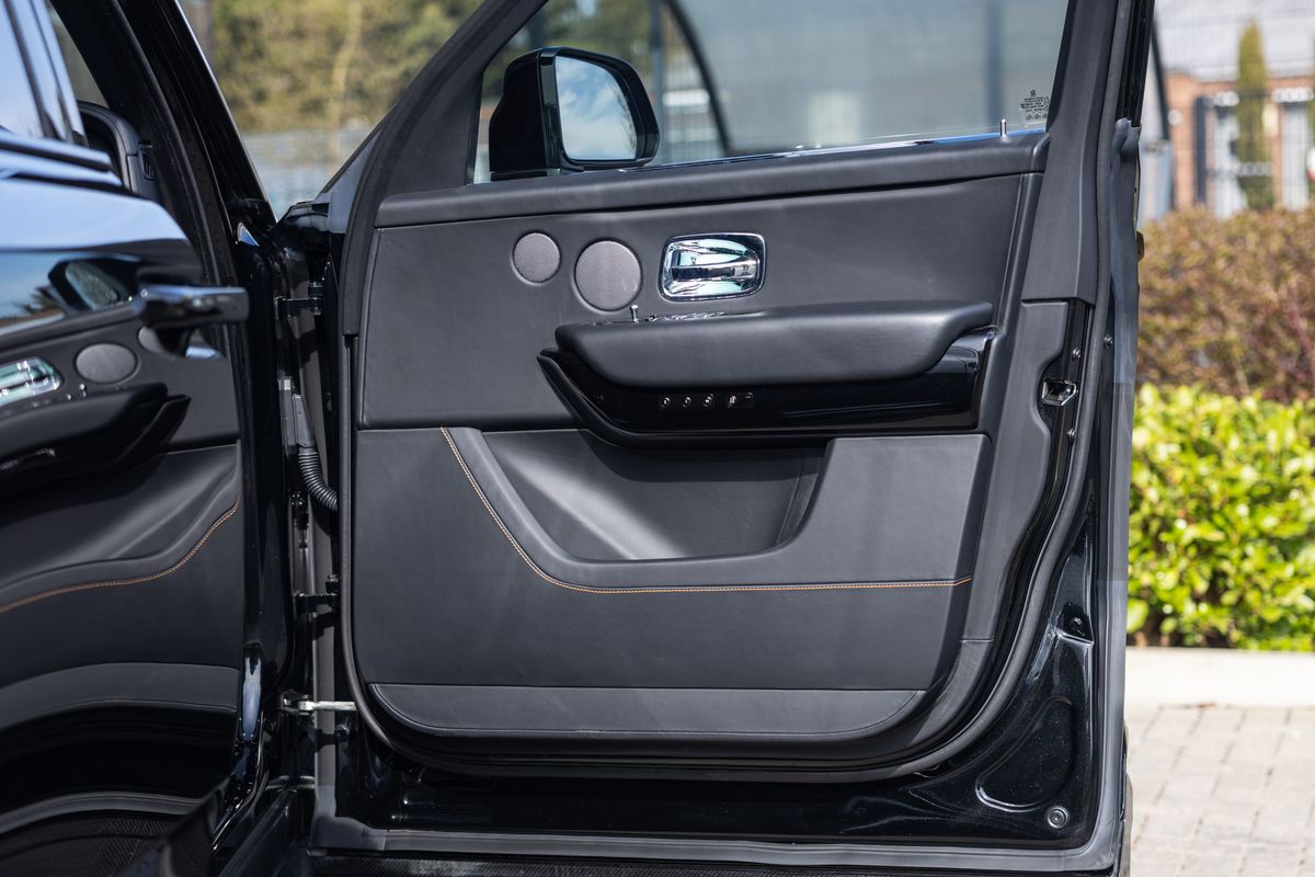 2022 Rolls-Royce Cullinan Urban Widetrack
