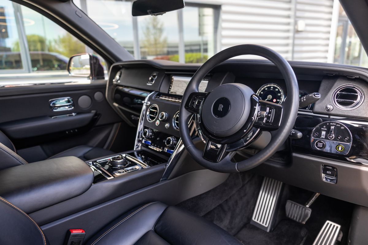 2022 Rolls-Royce Cullinan Urban Widetrack