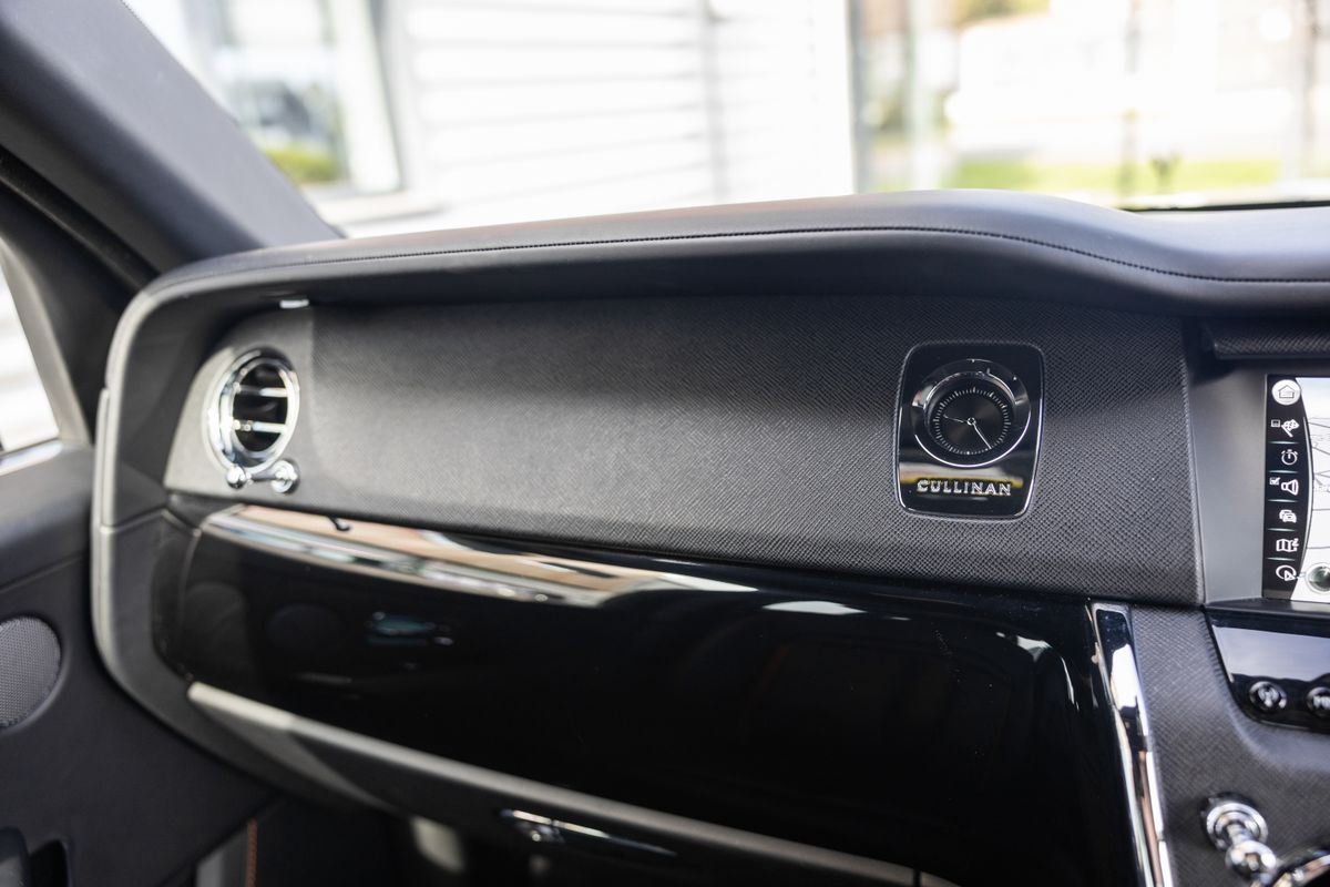 2022 Rolls-Royce Cullinan Urban Widetrack