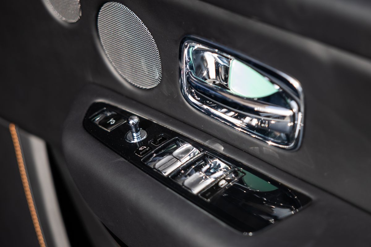 2022 Rolls-Royce Cullinan Urban Widetrack