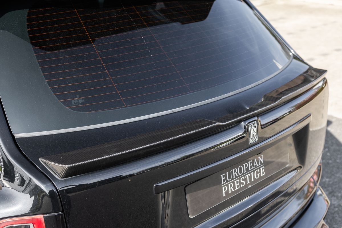 2022 Rolls-Royce Cullinan Urban Widetrack