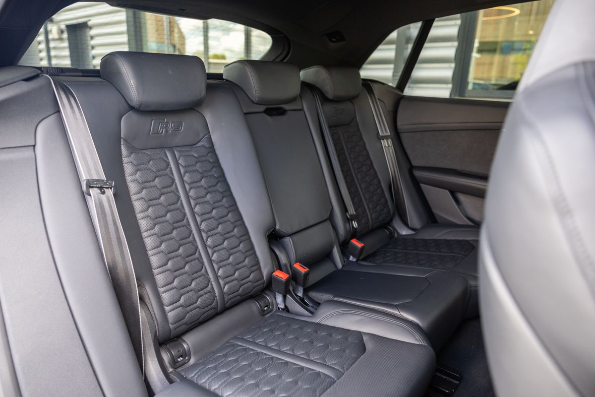 2023 Audi RSQ8 Carbon Black
