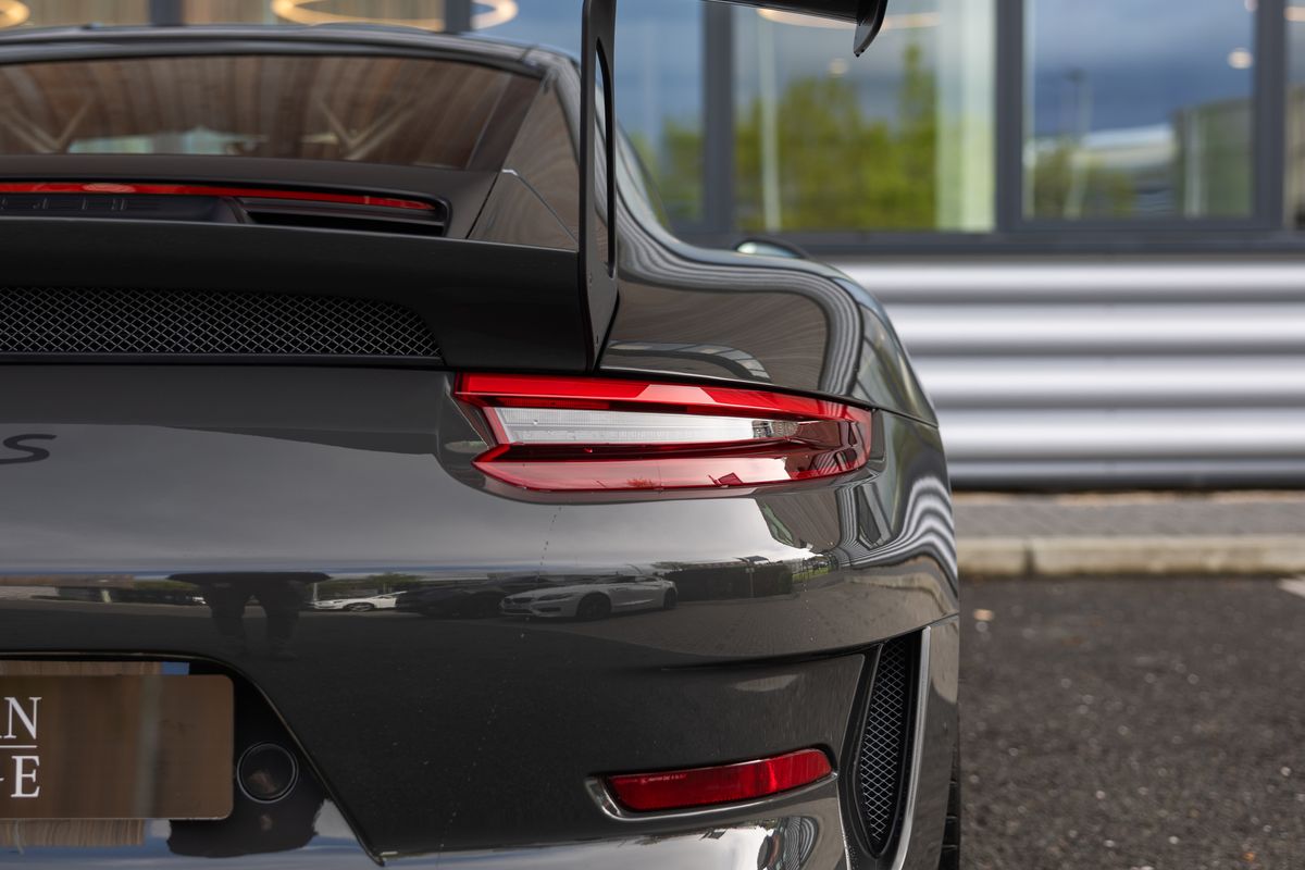 2019 Porsche 911 (991.2) GT3 RS Weissach