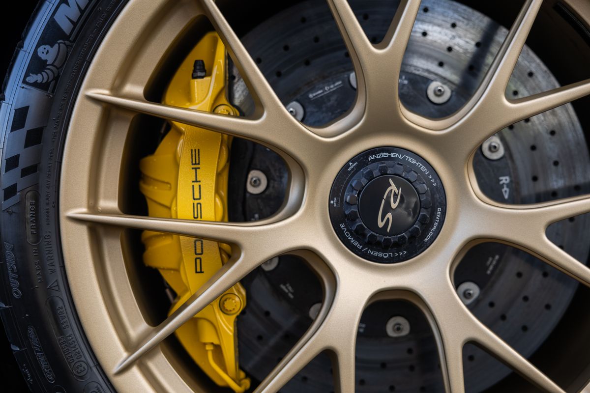 2019 Porsche 911 (991.2) GT3 RS Weissach