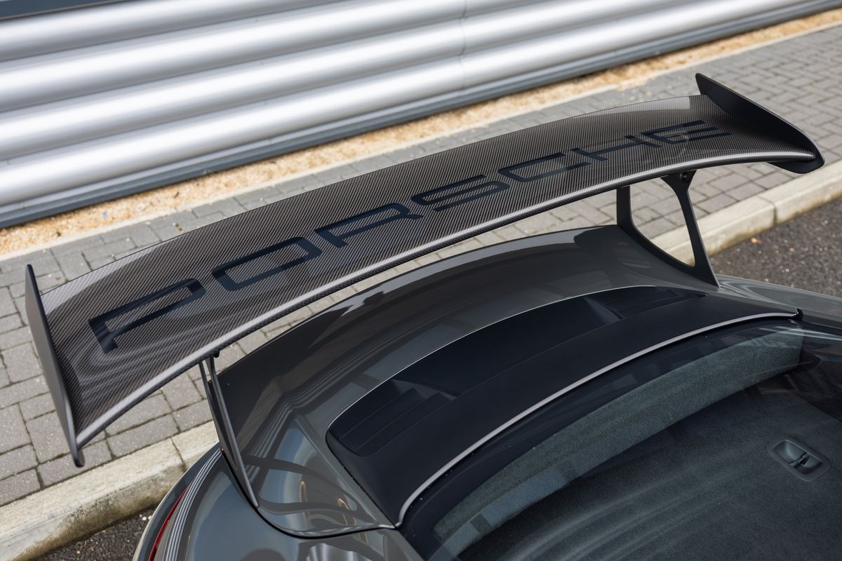 2019 Porsche 911 (991.2) GT3 RS Weissach