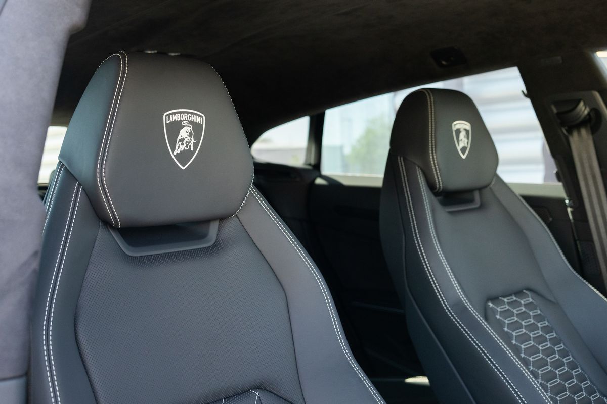 2024 Lamborghini Urus S