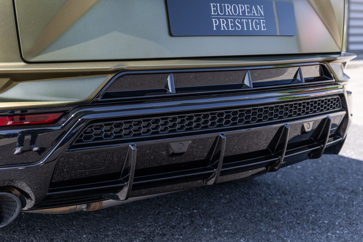 2024 Lamborghini Urus S