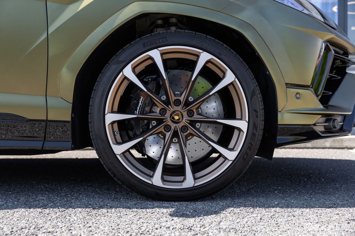 2024 Lamborghini Urus S