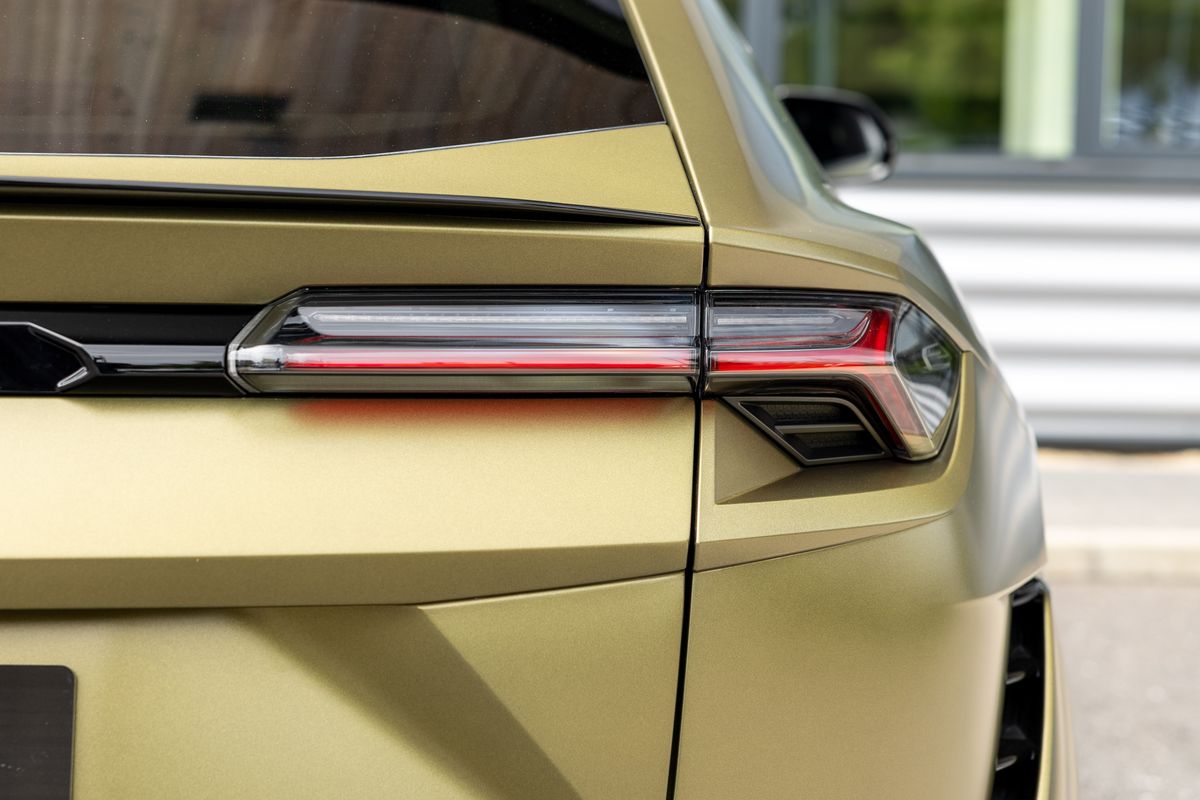 2024 Lamborghini Urus S