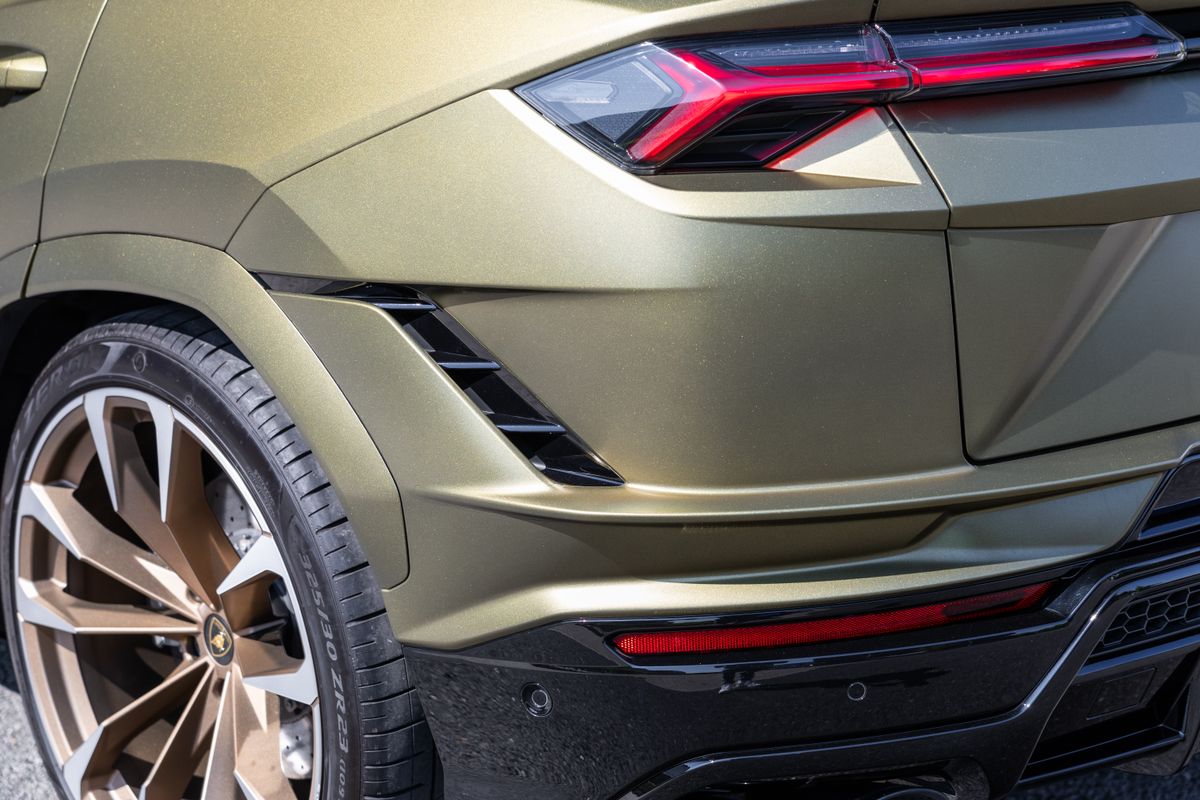 2024 Lamborghini Urus S