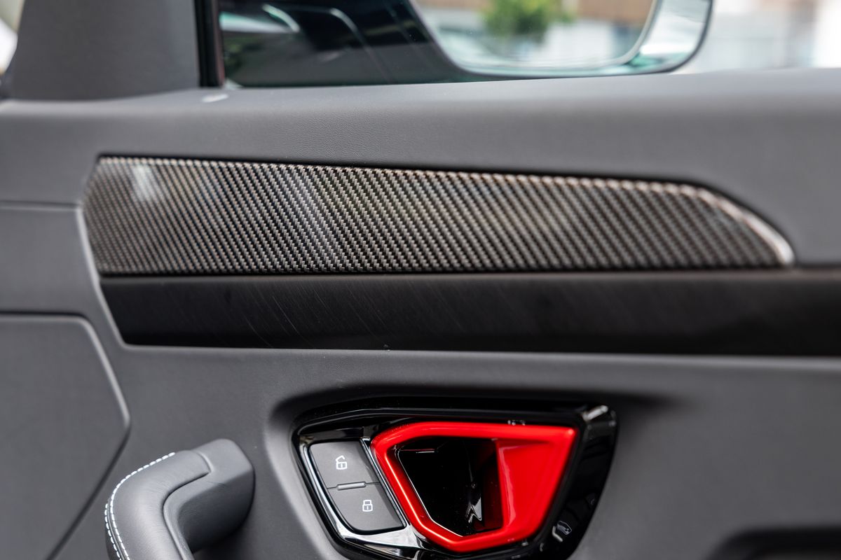 2024 Lamborghini Urus S