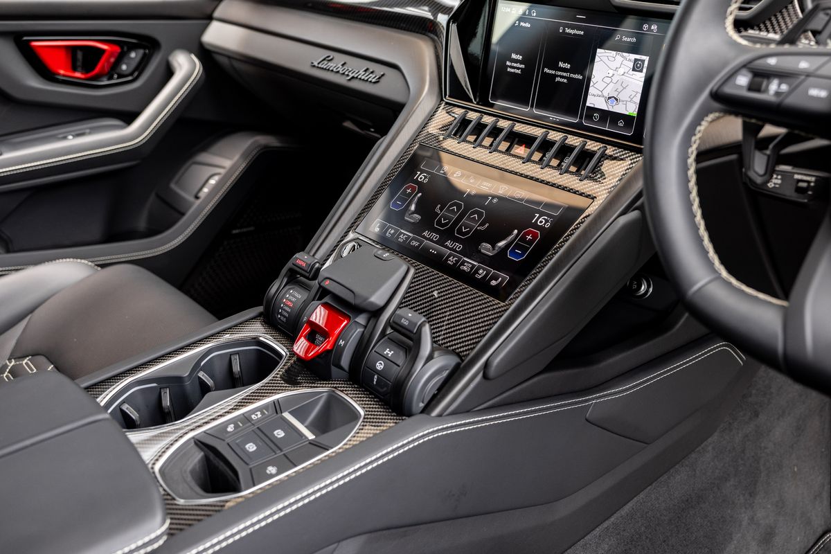 2024 Lamborghini Urus S