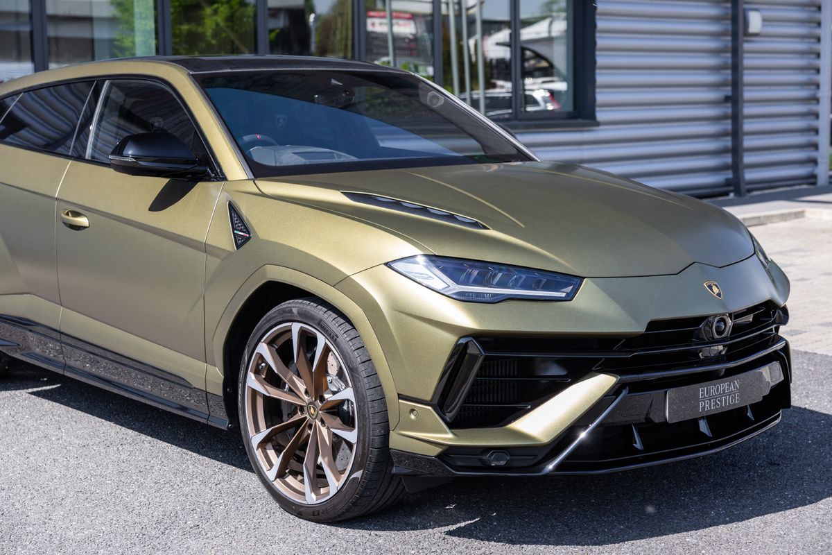 2024 Lamborghini Urus S