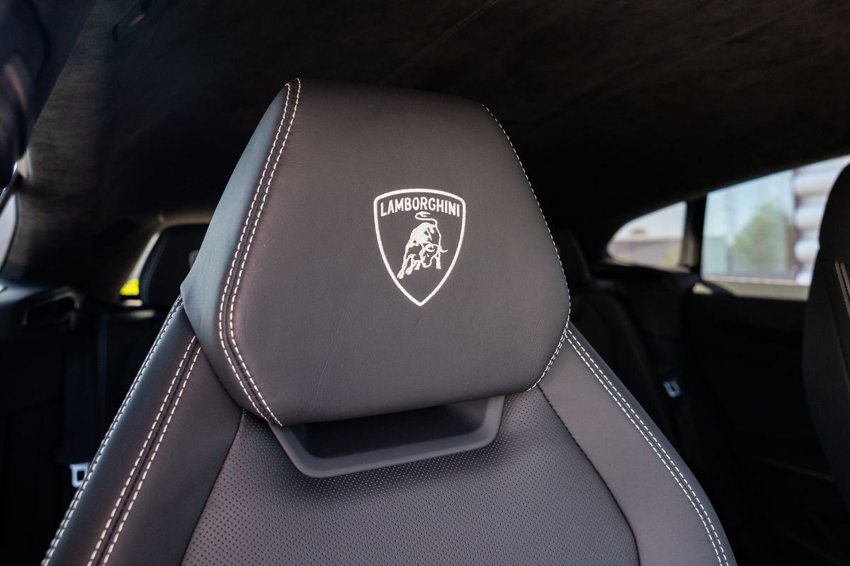 2024 Lamborghini Urus S