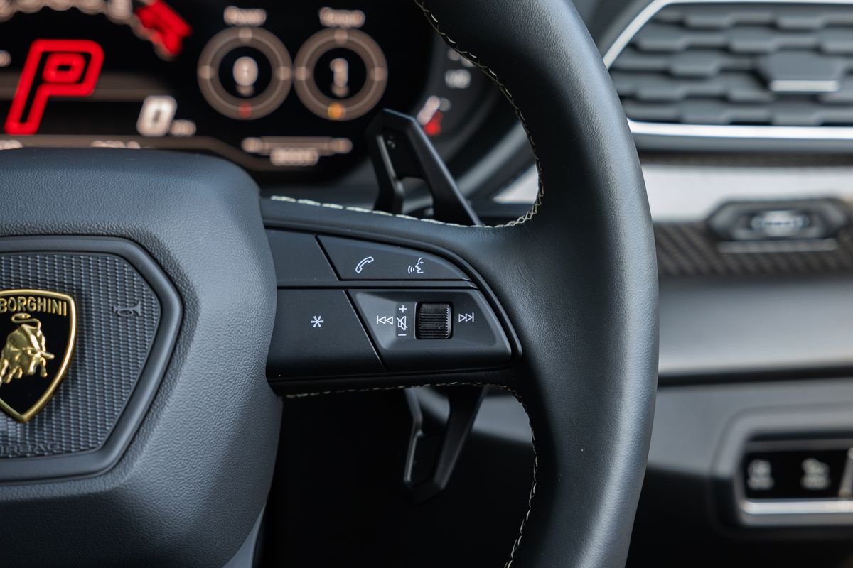 2024 Lamborghini Urus S