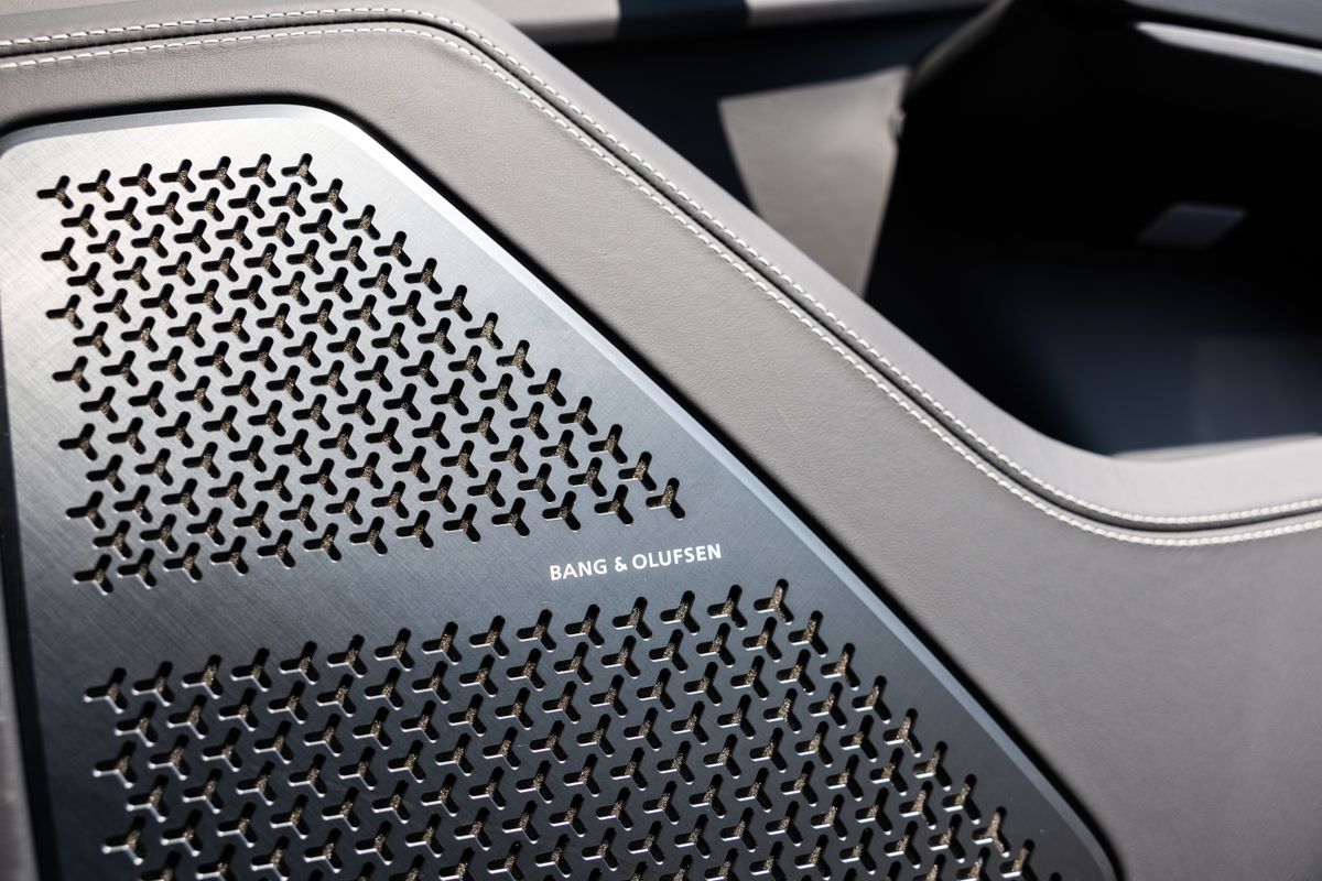 2024 Lamborghini Urus S
