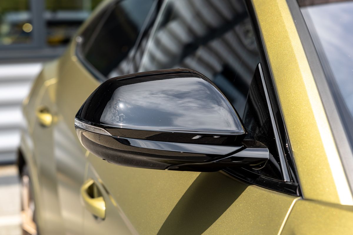 2024 Lamborghini Urus S