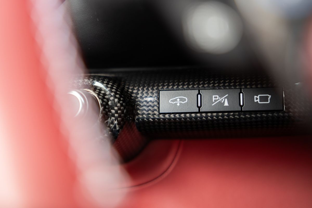 2021 Ferrari 812 GTS