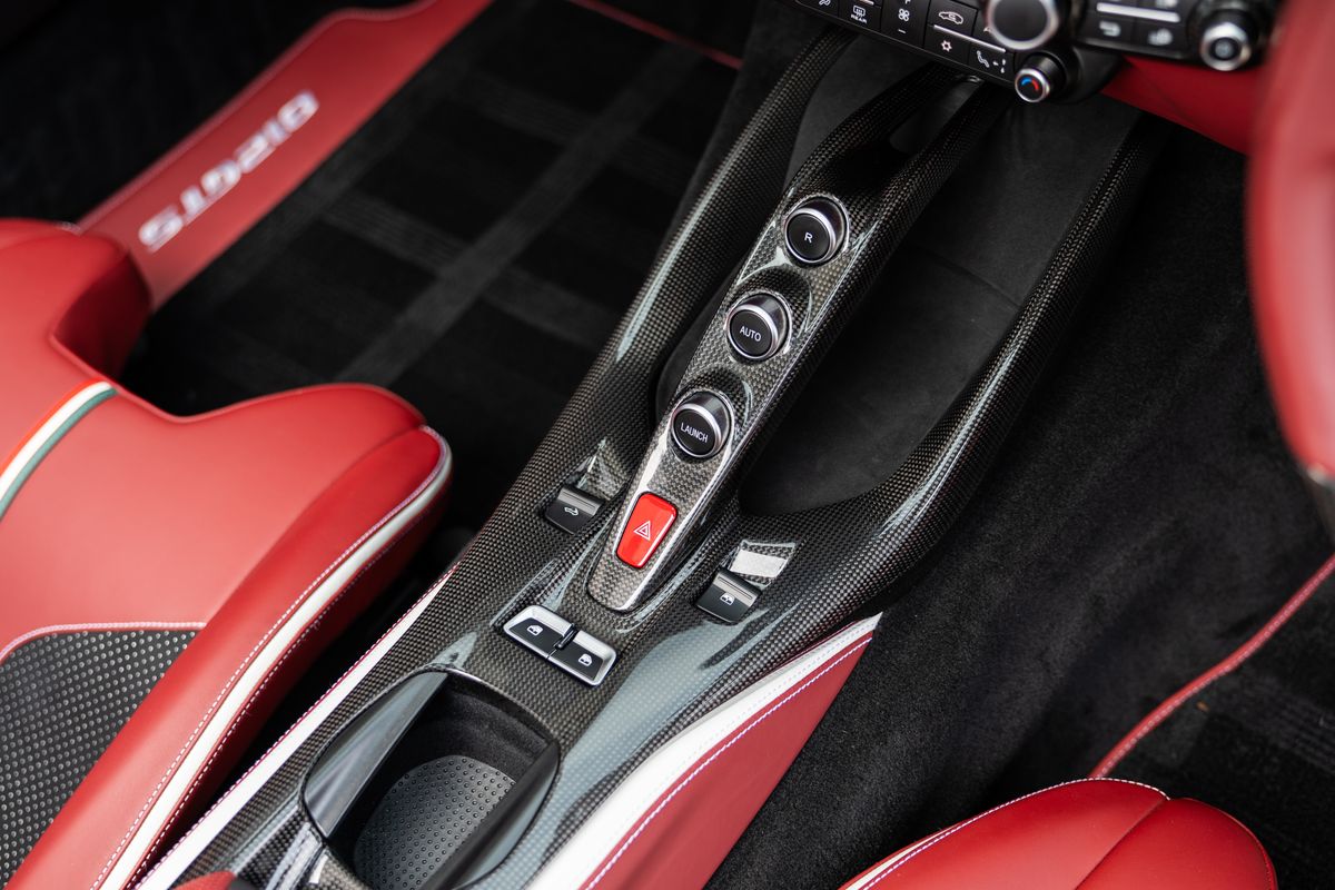 2021 Ferrari 812 GTS