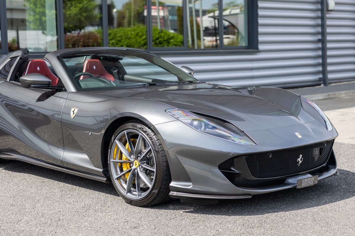 2021 Ferrari 812 GTS