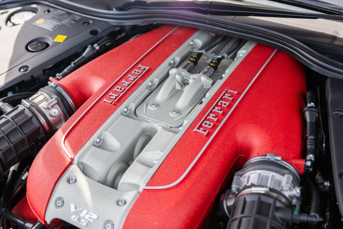 2021 Ferrari 812 GTS