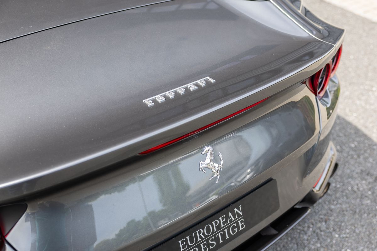 2021 Ferrari 812 GTS