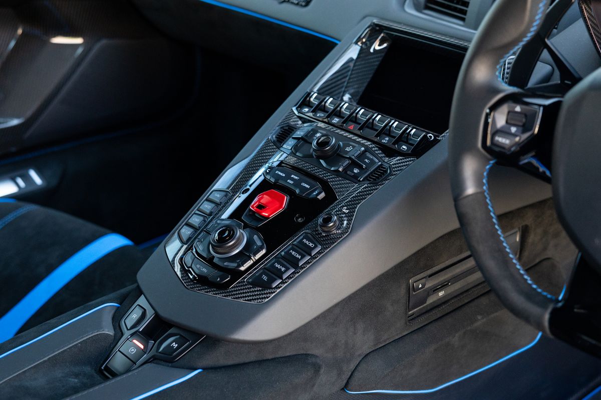 2019 Lamborghini Aventador SVJ