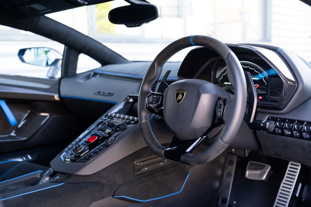 2019 Lamborghini Aventador SVJ