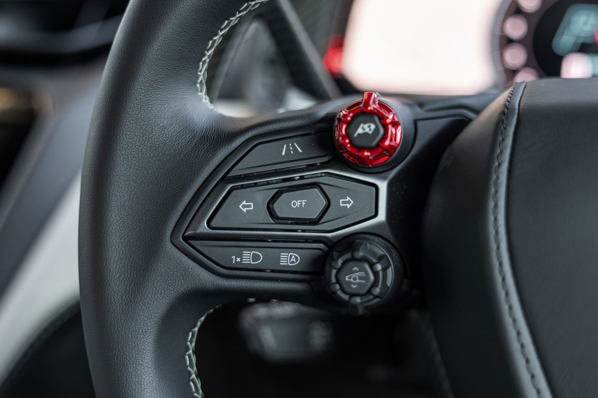 2024 Lamborghini Revuelto