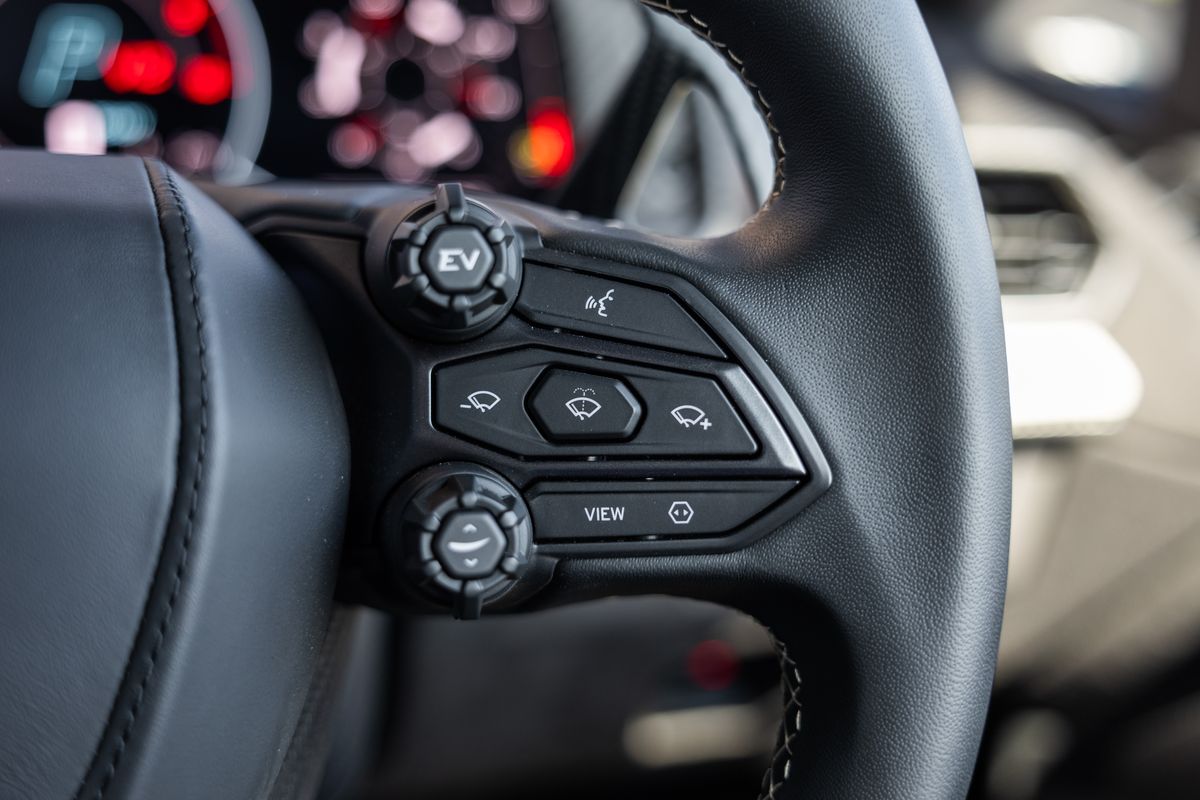 2024 Lamborghini Revuelto
