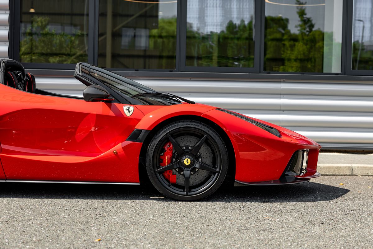 2016 Ferrari LaFerrari Aperta