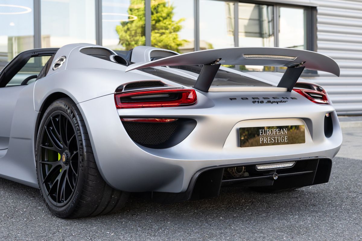 2017 Porsche 918 Spyder