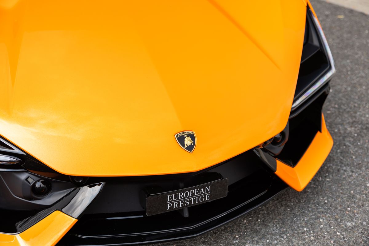 2024 Lamborghini Revuelto