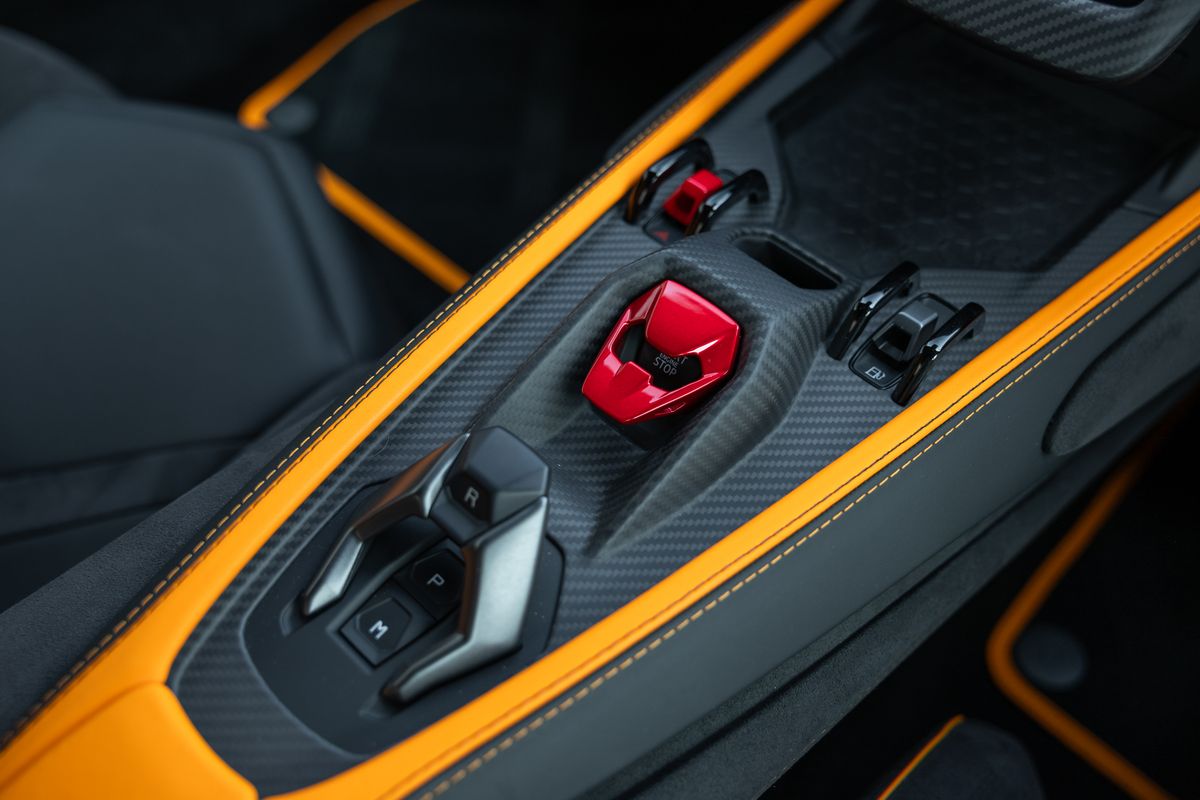 2024 Lamborghini Revuelto