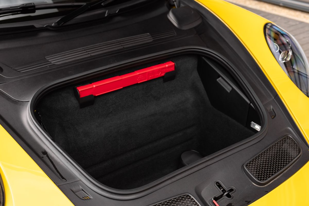 2022 Porsche 911 (992) GT3