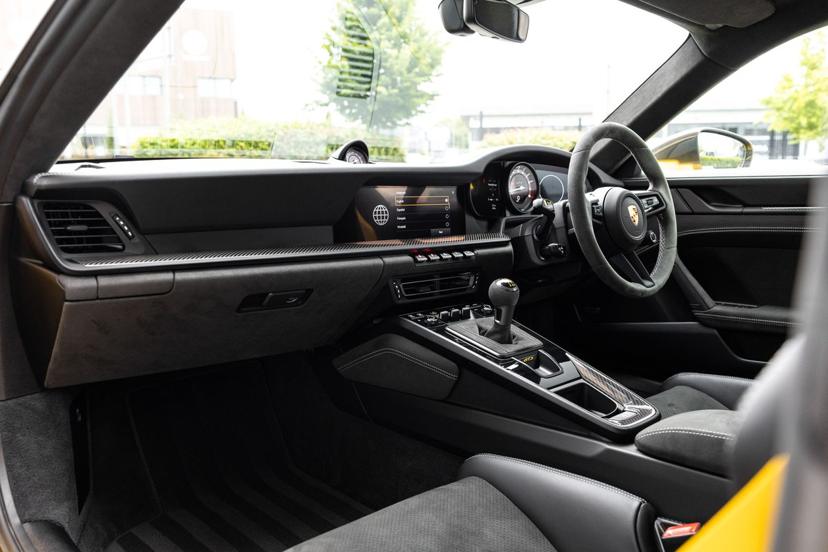 2022 Porsche 911 (992) GT3