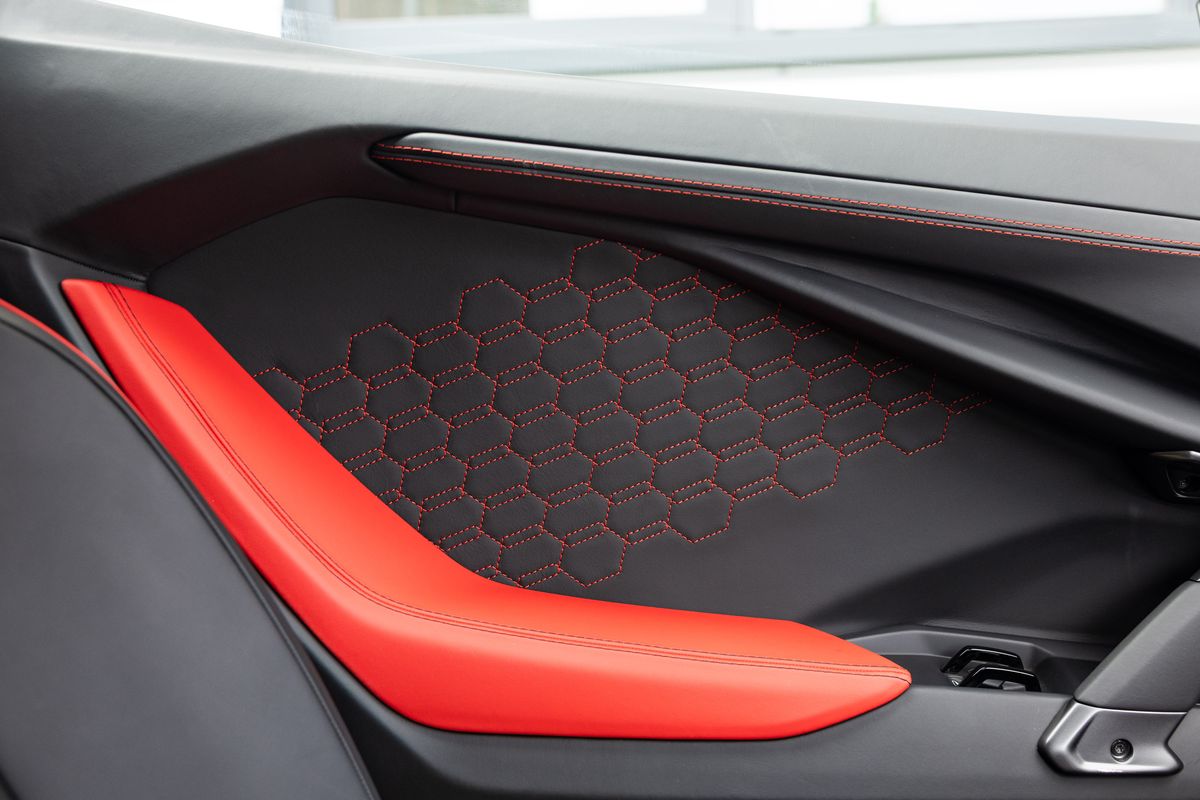 2024 Lamborghini Revuelto