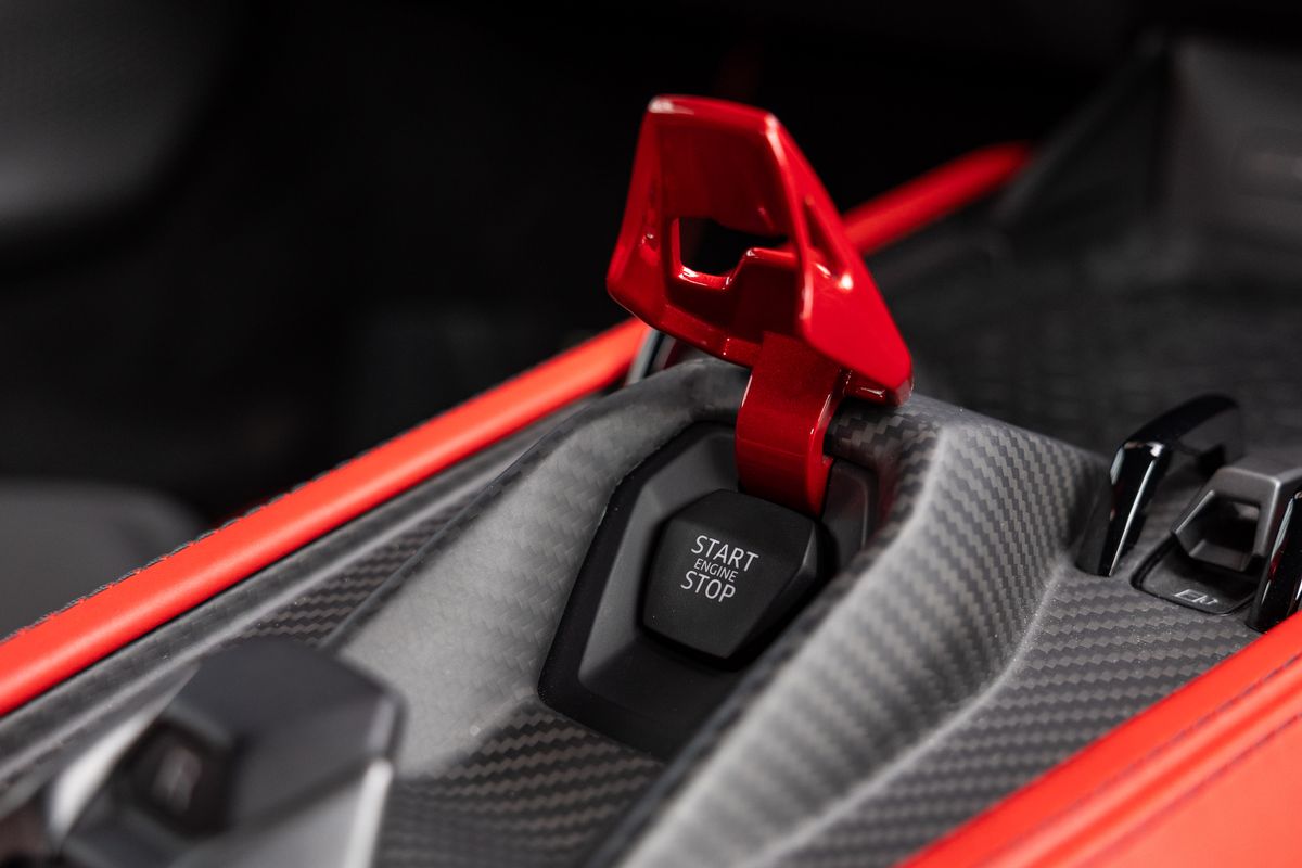 2024 Lamborghini Revuelto