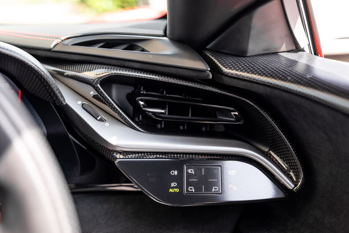 2021 Ferrari SF90 Stradale Assetto Fiorano
