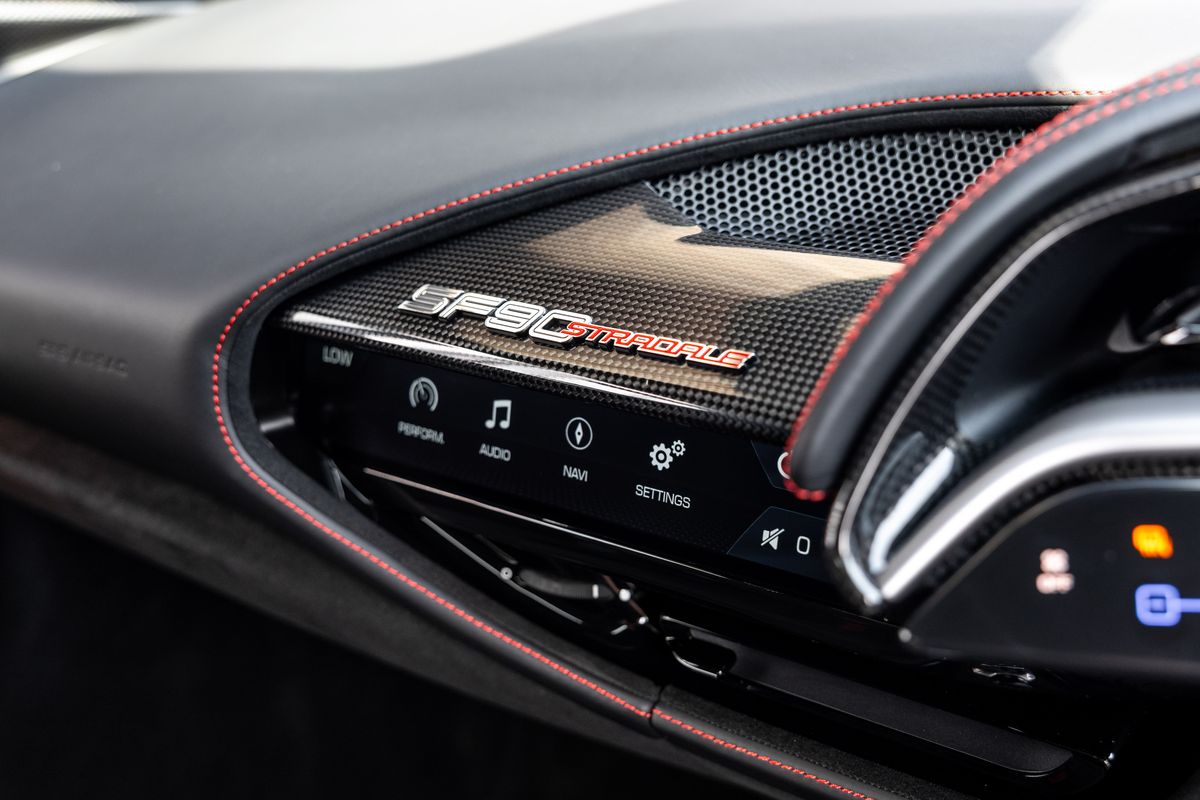 2021 Ferrari SF90 Stradale Assetto Fiorano