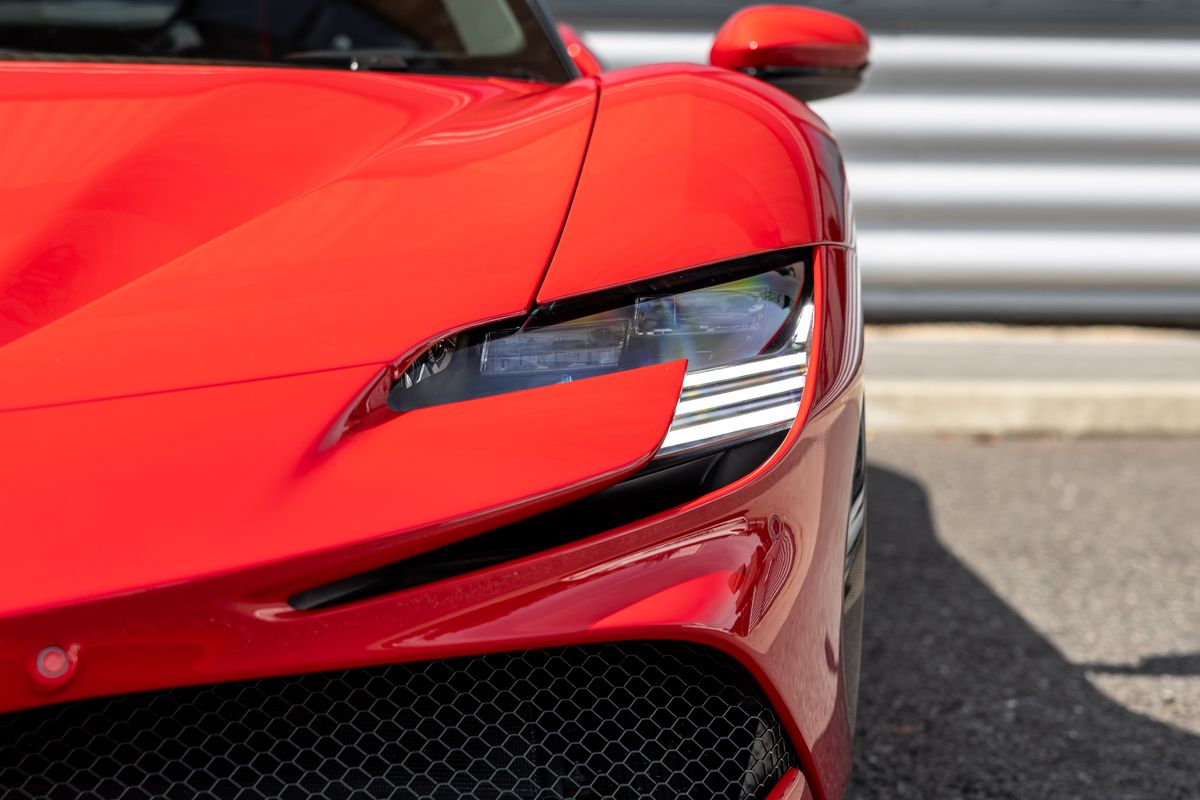 2021 Ferrari SF90 Stradale Assetto Fiorano