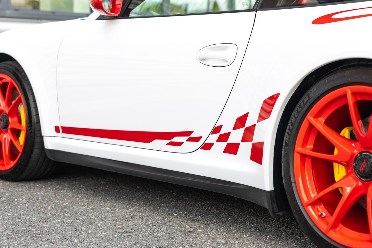 2010 Porsche 911 (997.2) GT3 RS