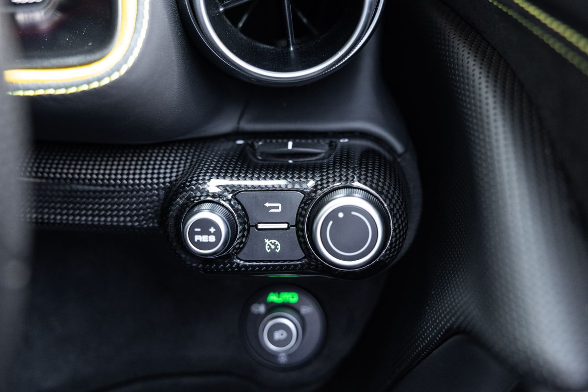 2019 Ferrari 812 Superfast