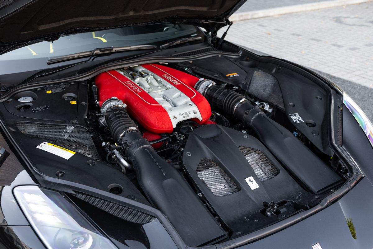 2019 Ferrari 812 Superfast