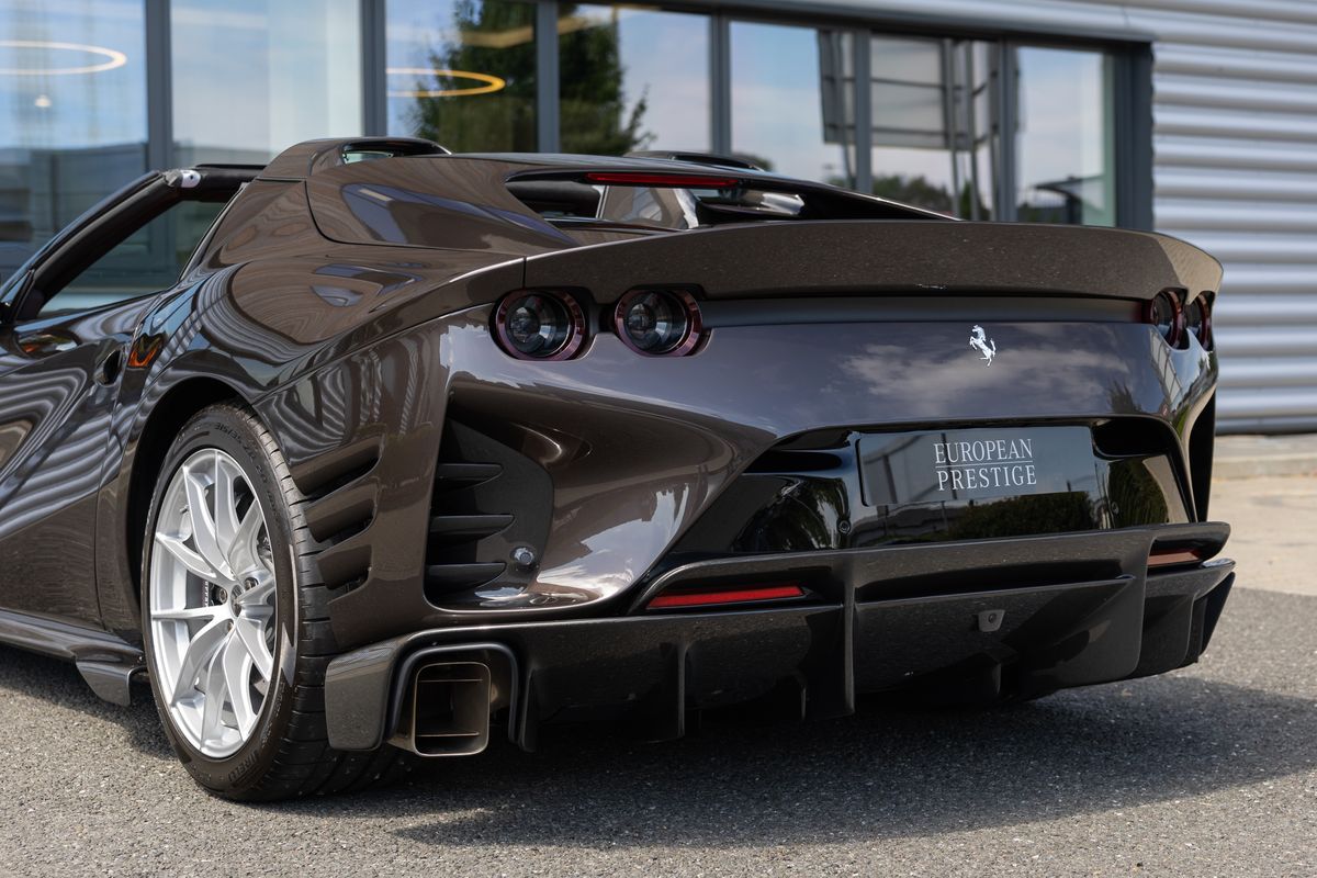 2023 Ferrari 812 Competizione Aperta