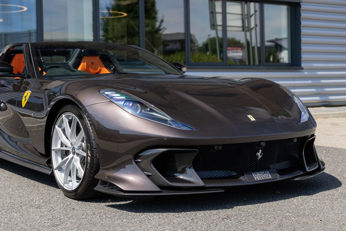 2023 Ferrari 812 Competizione Aperta